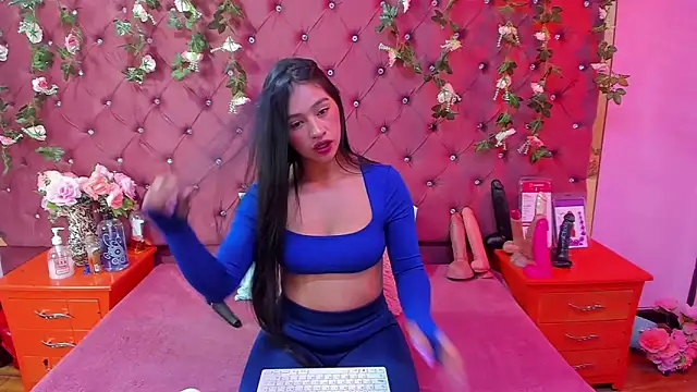 Snapshot of Mariana_Prin chatting on 09-27-25, 02:50 Mariana Prin online show from 09-27-25, 02:50