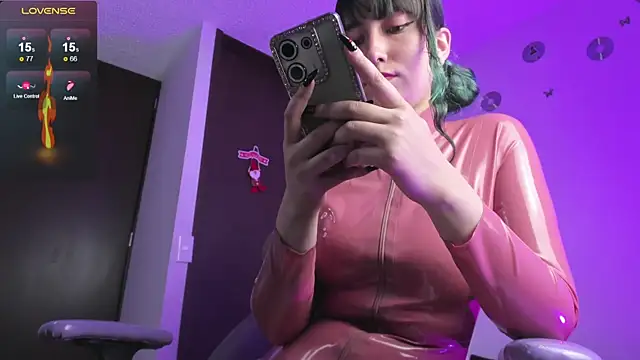 hitomi arata online show from 02-11-25, 11:01