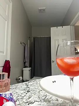 SexyHoneyRedd online show from 02-17-25, 11:43