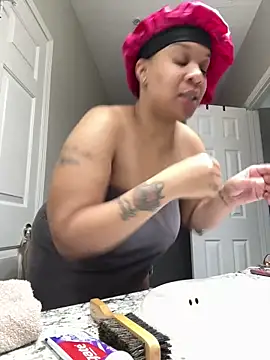 SexyHoneyRedd online show from 01-17-25, 11:38