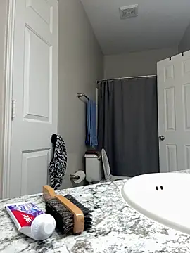 SexyHoneyRedd online show from 02-28-25, 11:25