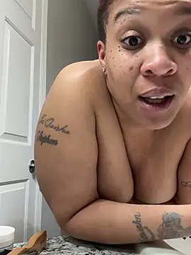 SexyHoneyRedd online show from 01-04-25, 10:34
