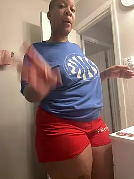 Snapshot of SexyHoneyRedd chatting on 07-02-26, 08:53 SexyHoneyRedd online show from 07-02-26, 08:53