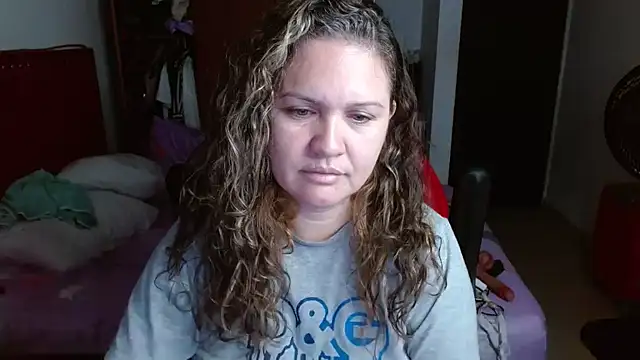 helenca43 online show from 11-28-25, 09:20