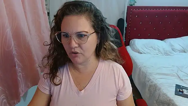 helenca43 online show from 11-03-25, 10:19