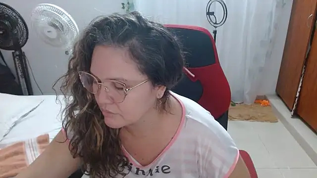 helenca43 online show from 02-01-26, 09:18