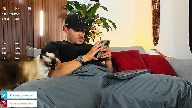 lucasanto  online show from 04-01-26, 05:09