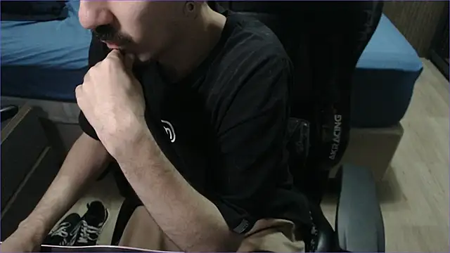 ViniBruv online show from 02-22-26, 02:47