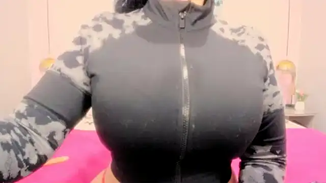 Snapshot of valeriasexxx chatting on 02-26-25, 09:44 valeriasexxx online show from 02-26-25, 09:44
