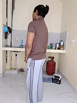 riya190 online show from 02-11-26, 05:46