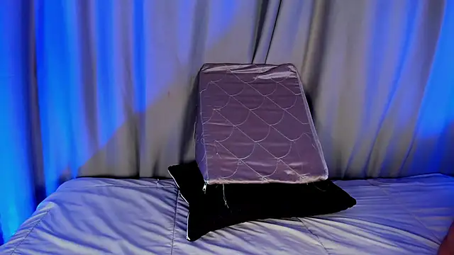 EviePhoenix online show from 01-15-26, 11:08