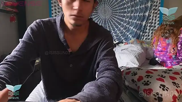 Snapshot of isissun03 chatting on 11-27-25, 01:11 isissun03 online show from 11-27-25, 01:11