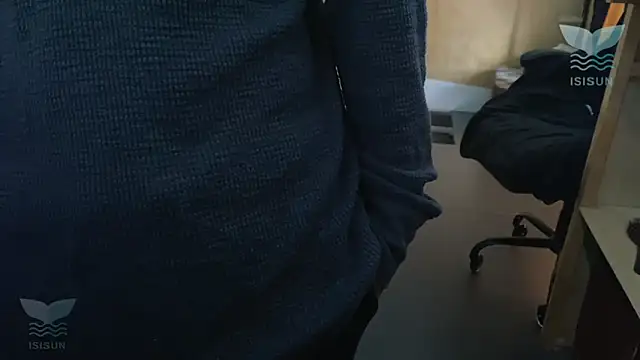 Snapshot of isissun03 chatting on 02-17-26, 12:35 isissun03 online show from 02-17-26, 12:35