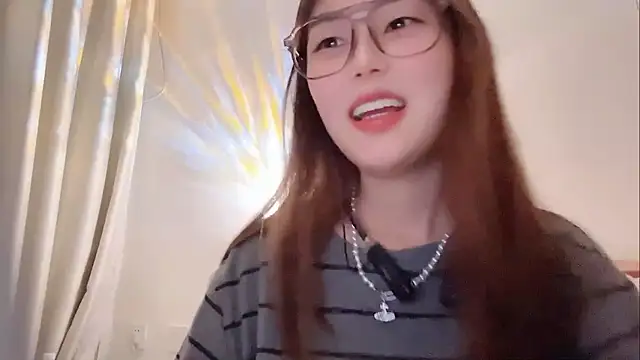 Sweet-Angel999 online show from 02-06-26, 03:30