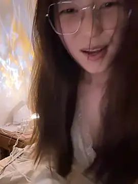 Snapshot of Sweet-Angel999 chatting on 05-24-26, 05:46 Sweet-Angel999 online show from 05-24-26, 05:46