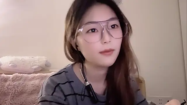 Sweet-Angel999 online show from 02-07-26, 03:42