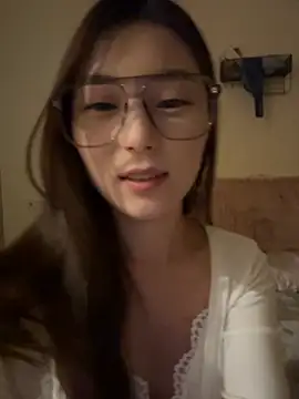 Sweet-Angel999 online show from 10-28-25, 02:38