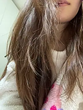 Sweet-Angel999 online show from 12-19-25, 03:14