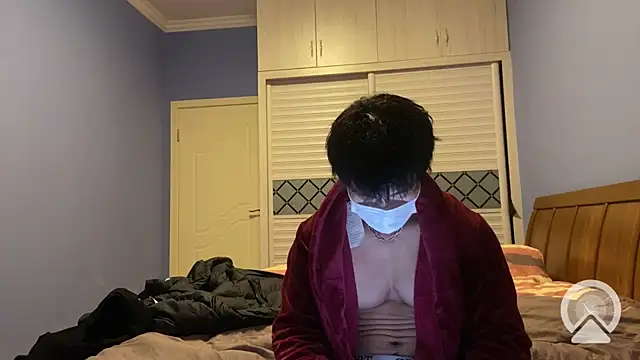 Snapshot of shuai321 chatting on 02-06-25, 12:15 shuai321 online show from 02-06-25, 12:15