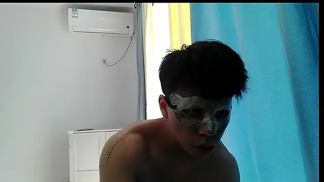 Snapshot of shuai321 chatting on 02-26-25, 02:38 shuai321 online show from 02-26-25, 02:38