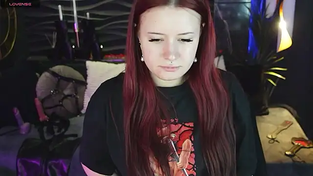 Lily Moonlight online show from 03-17-26, 07:00