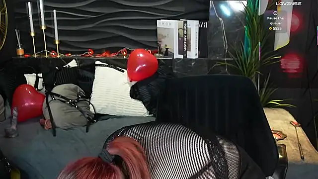 Lily Moonlight online show from 02-08-26, 07:22