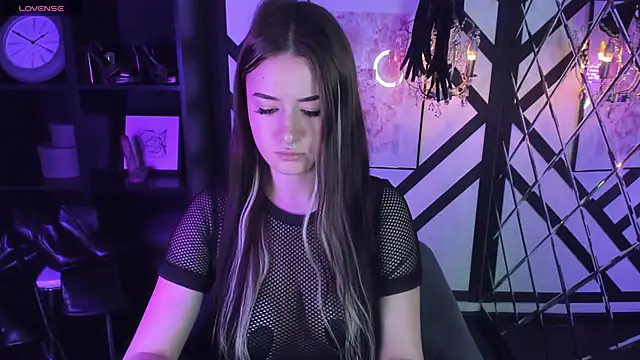 Lily Moonlight online show from 01-23-25, 11:04