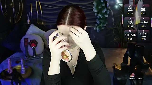 Lily Moonlight online show from 01-15-26, 07:12