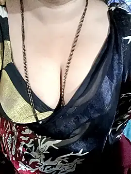 Snapshot of Beautyy38 chatting on 02-20-26, 10:28 Beautyy38 online show from 02-20-26, 10:28