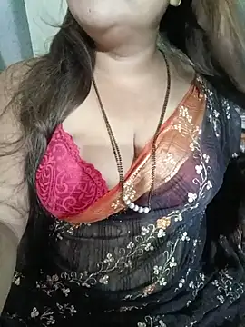Snapshot of Beautyy38 chatting on 08-07-26, 02:17 Beautyy38 online show from 08-07-26, 02:17