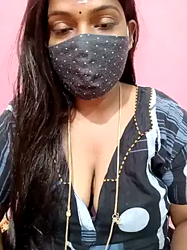 Snapshot of Renuma chatting on 01-11-25, 04:48 Renuma online show from 01-11-25, 04:48