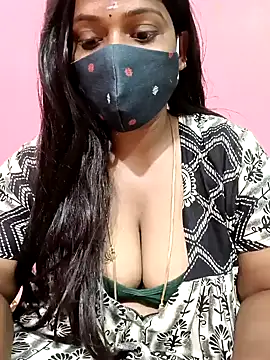 Snapshot of Renuma chatting on 01-18-25, 02:23 Renuma online show from 01-18-25, 02:23