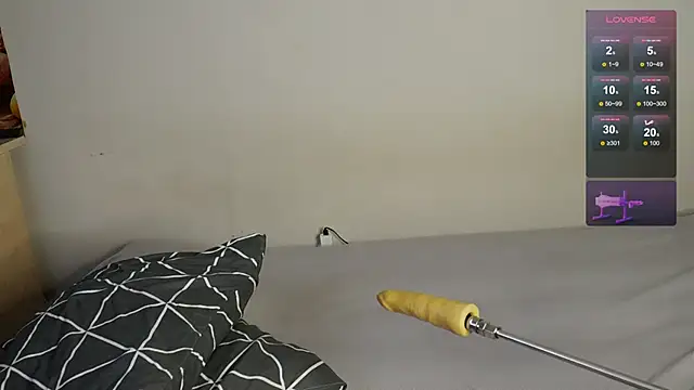 ley tori online show from 04-09-26, 04:03