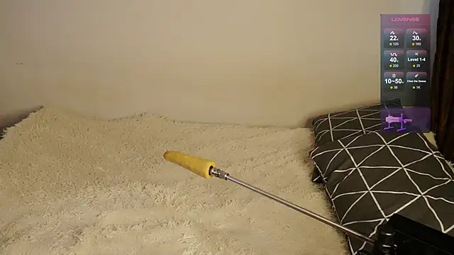 ley tori online show from 04-04-26, 02:51