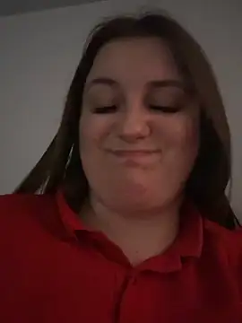 Strawberryyyyik online show from 02-27-26, 06:41