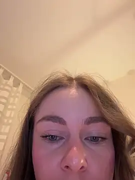 Joanachupa online show from 12-20-25, 09:06