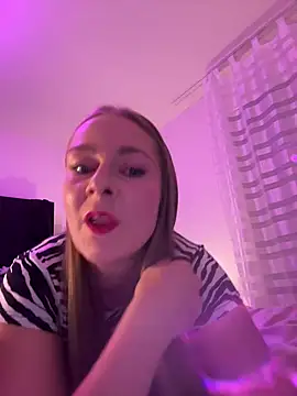 Snapshot of Joanachupa chatting on 09-18-25, 08:56 Joanachupa online show from 09-18-25, 08:56