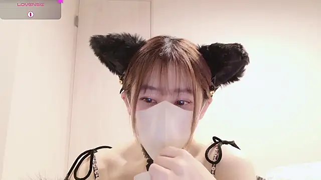 Mamu Mamu  online show from 10-26-25, 10:48