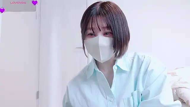 Mamu Mamu  online show from 04-17-26, 03:42