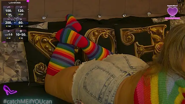 ZoeMesmerize online show from 04-15-26, 05:35