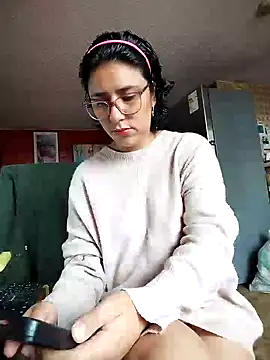 Im Alma  online show from 03-12-25, 01:08