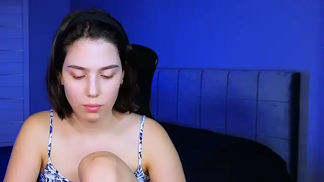 Stacy Gonzales  online show from 09-17-25, 11:34