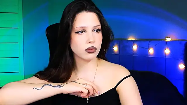 Stacy Gonzales  online show from 02-28-25, 03:26