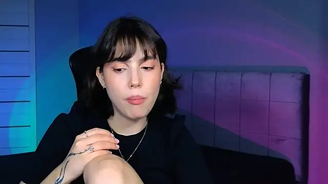 Stacy Gonzales  online show from 12-22-25, 11:54