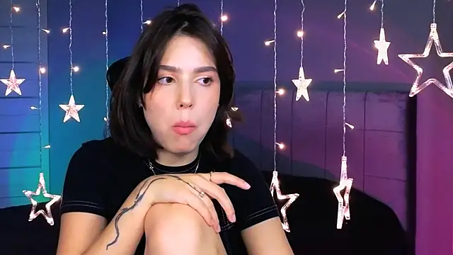 Stacy Gonzales  online show from 10-09-25, 12:17