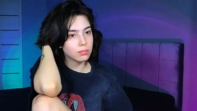 Stacy Gonzales  online show from 12-03-25, 10:03