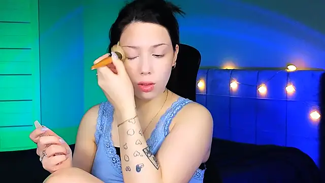 Stacy Gonzales  online show from 02-27-25, 06:13