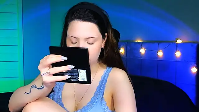 Stacy Gonzales  online show from 03-11-25, 06:19