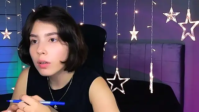 Stacy Gonzales  online show from 10-22-25, 12:26
