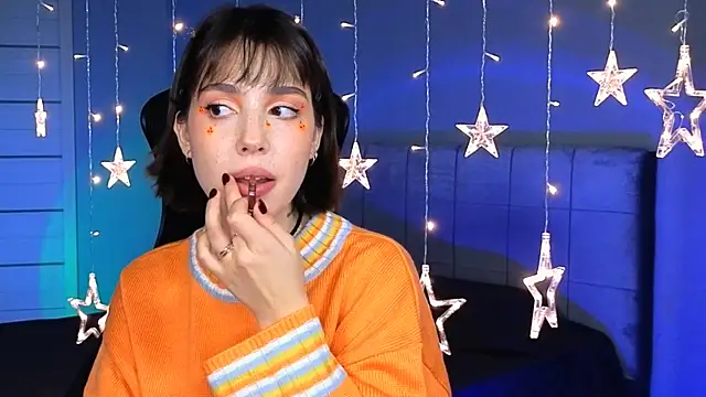 Stacy Gonzales  online show from 10-31-25, 10:34